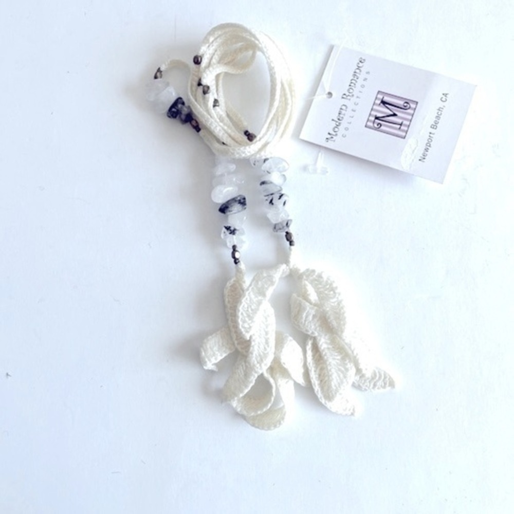 Ivory Modern Romance Necklace